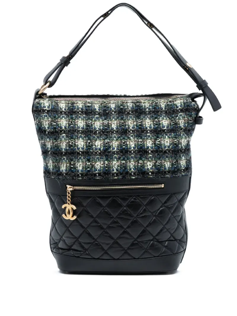 Chanel Beuteltasche in Grün Tweed-Leder – Pre-owned Taschen