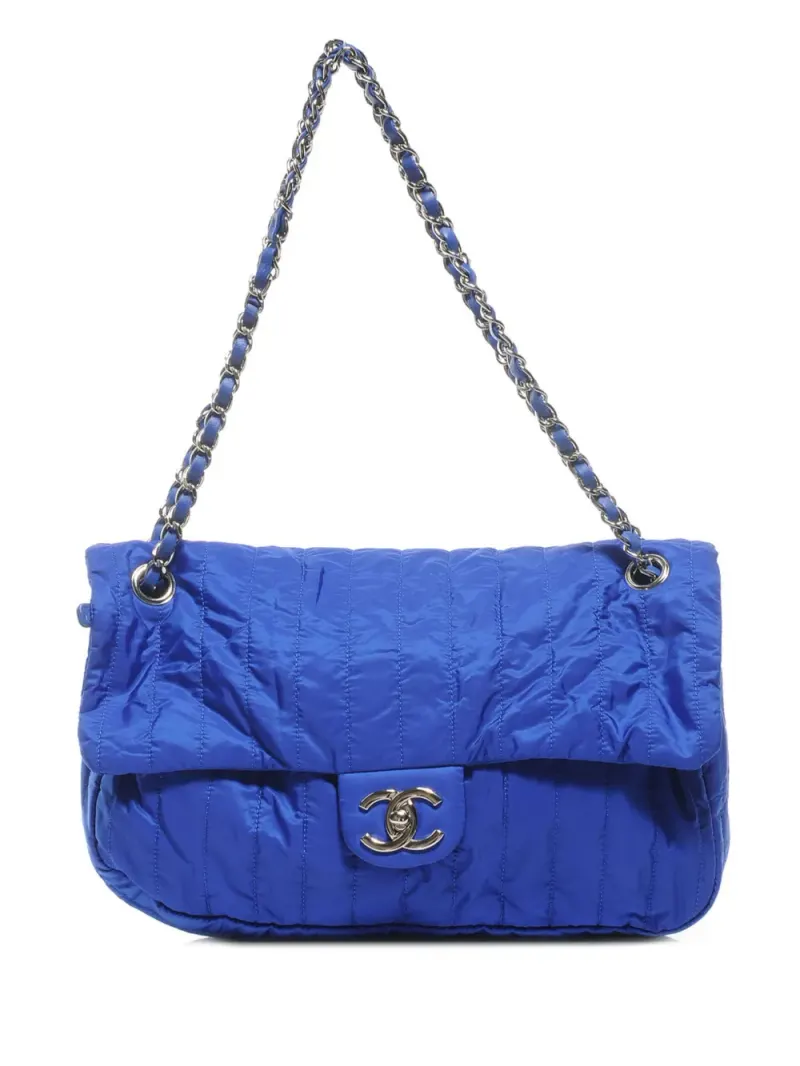 Chanel 2012 Classic Flap Schultertasche in Blau