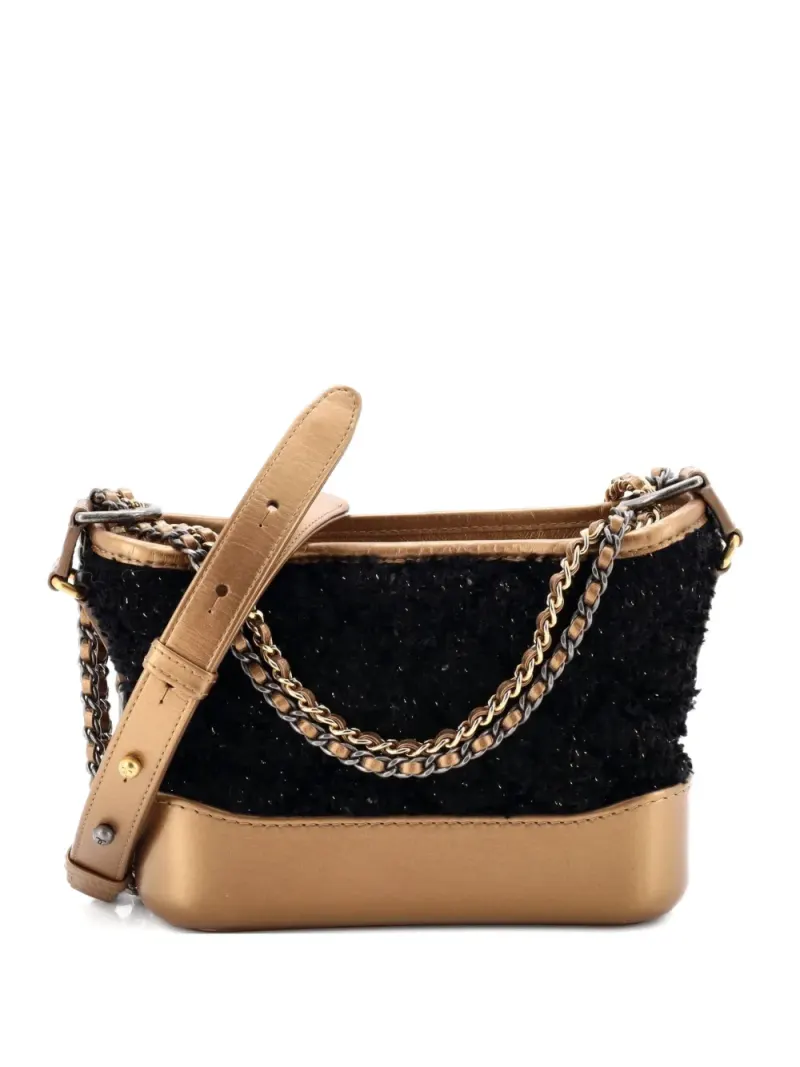 Chanel Kleine Gabrielle Beuteltasche aus gestepptem Tweed und Kalbsleder in Schwarz Tweed-Leder