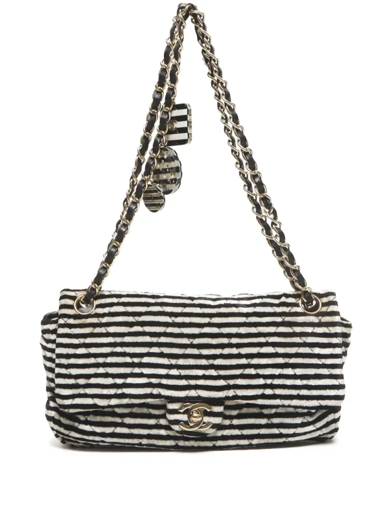 Chanel gestreifte in Schwarz – Pre-owned Taschen
