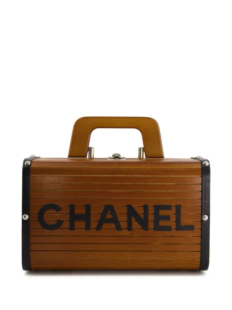Chanel 1994-1996 Handtasche mit Logo in Braun