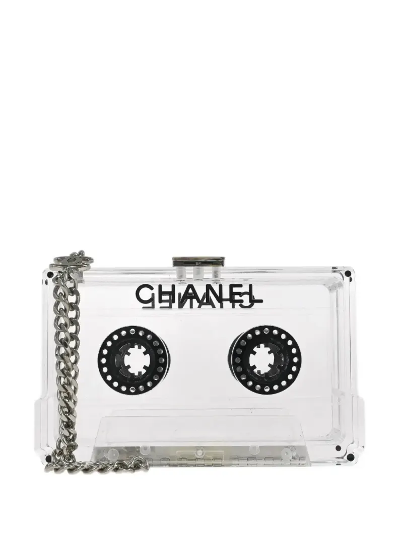 Chanel 2004 Kassetten-Clutch in Weiß