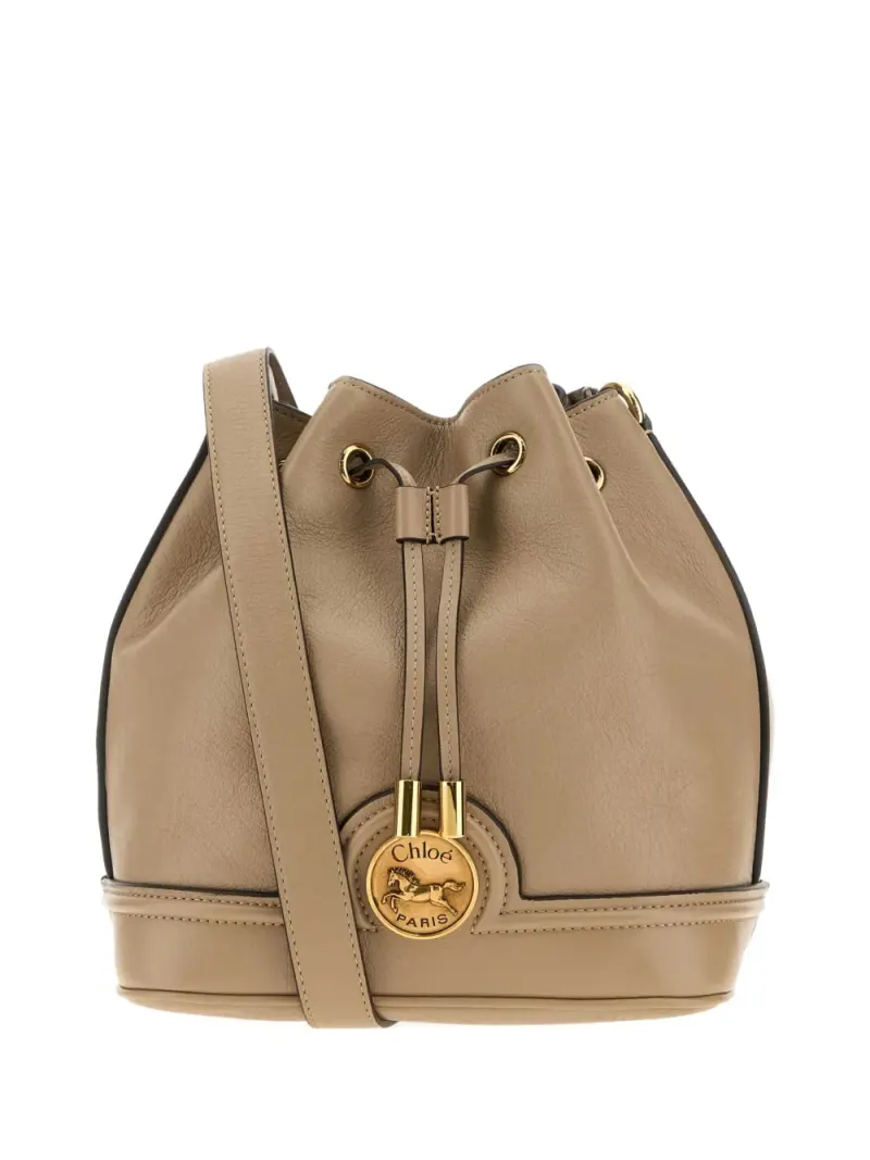 Chloé Cappuccino Beuteltasche mit Kordelzug in Nude