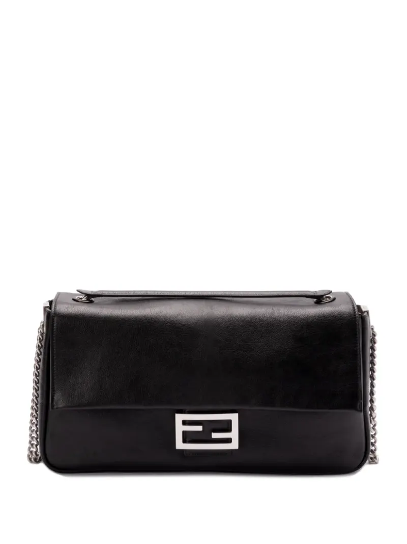Fendi Baguette Schultertasche in Schwarz