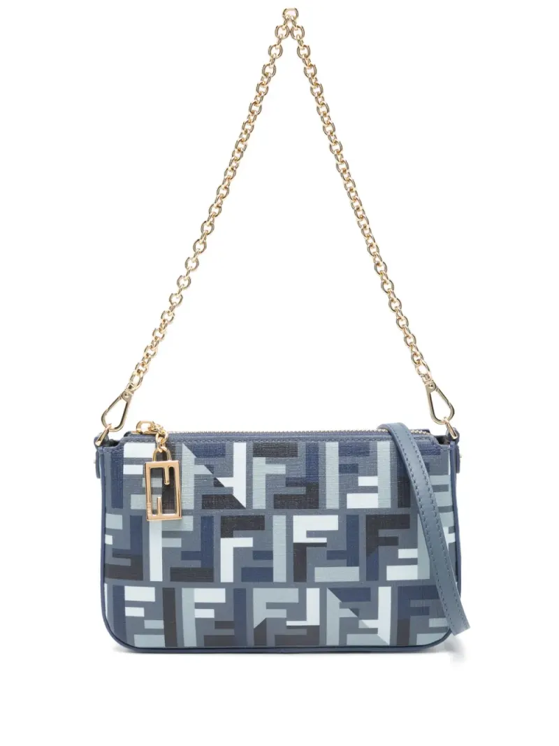 Fendi Clutch in Baguetteform in Blau