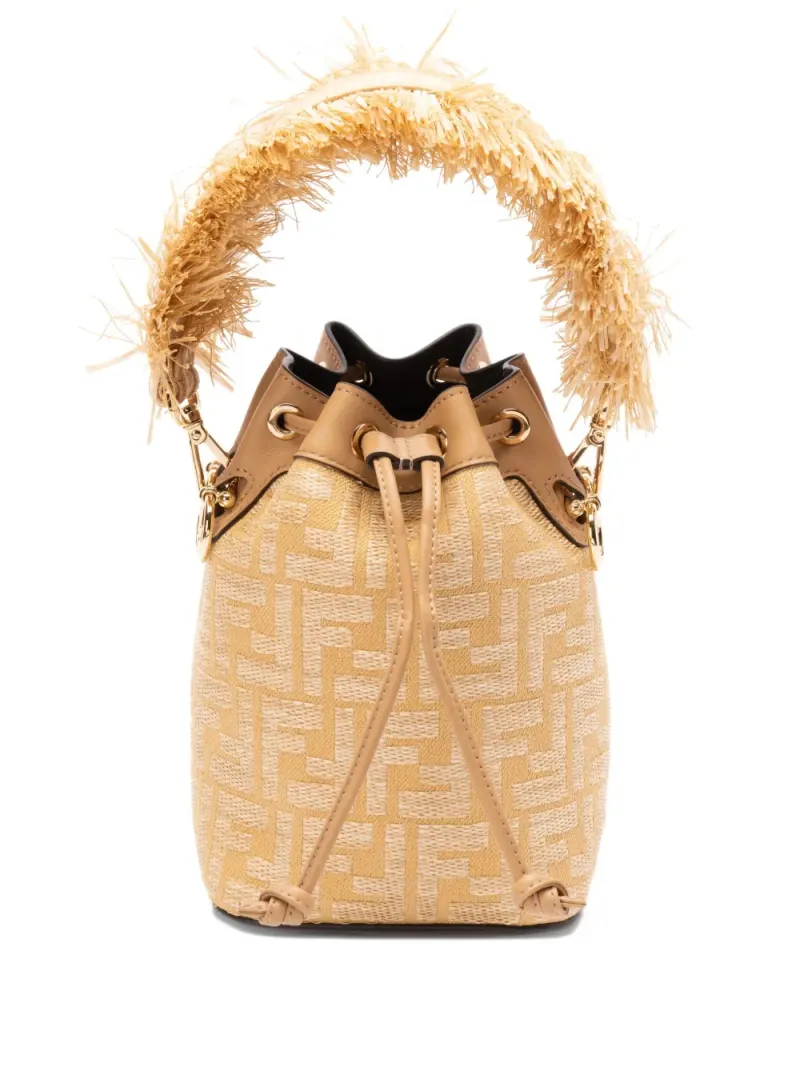 Fendi Mon Tresor Beuteltasche in Nude