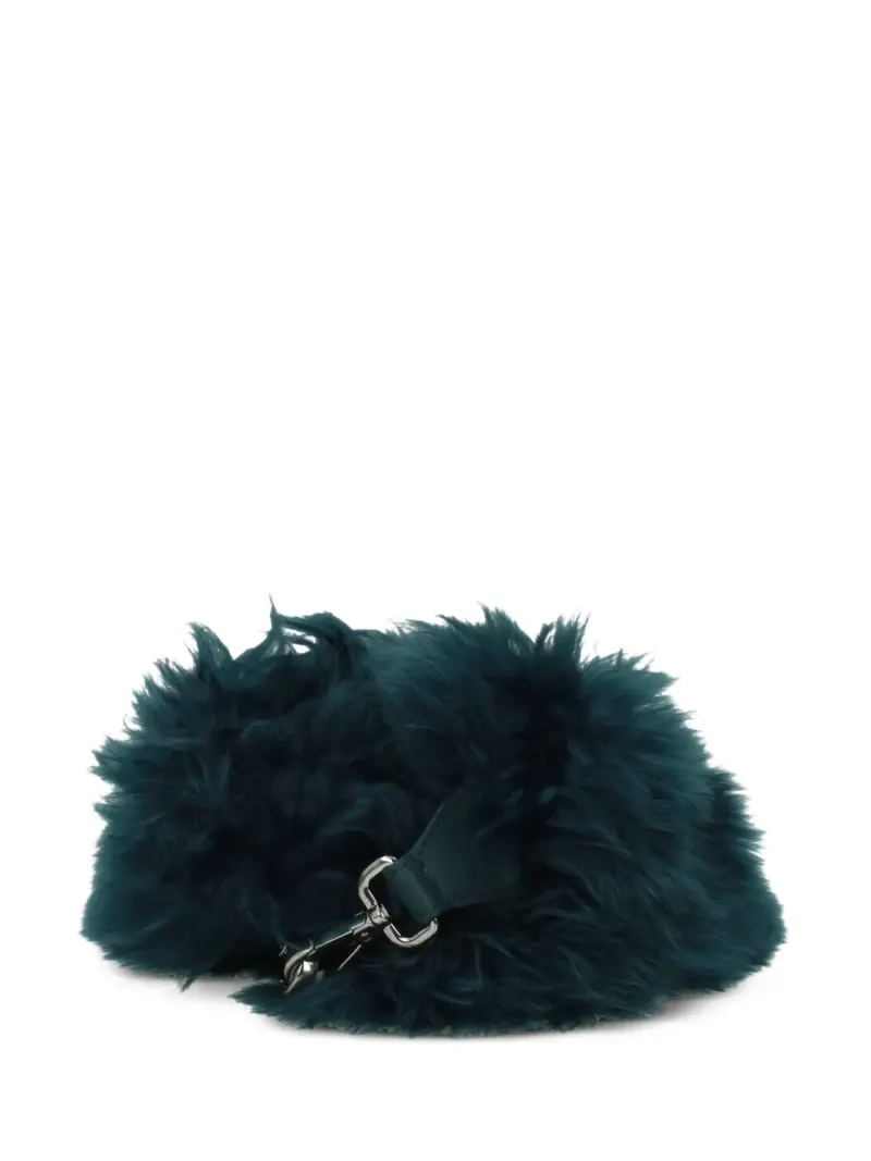 Fendi Schultertasche aus Faux Fur in Grün