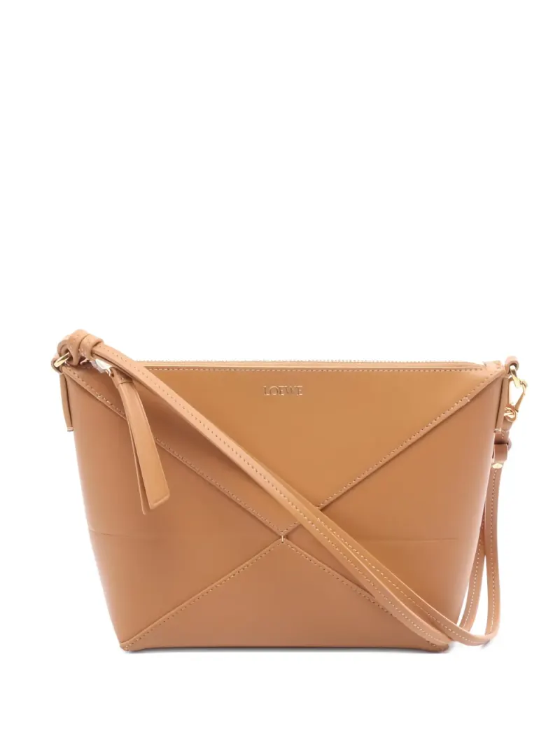 Loewe 2020s Puzzle Schultertasche in Braun