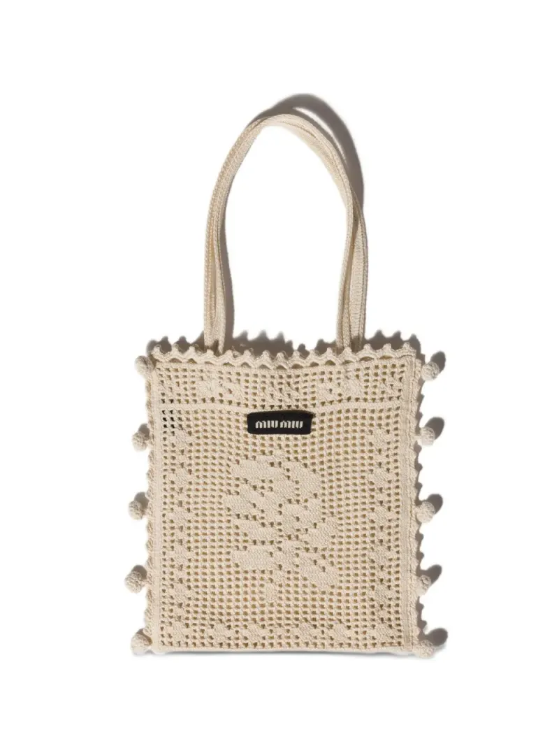Miu Miu Handtasche aus Baumwollhäkelstrick in Nude