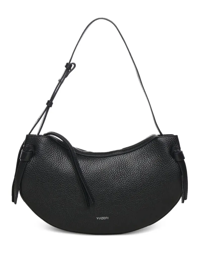 Yuzefi Schultertasche aus Kornleder in Schwarz